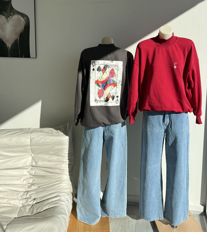 QUEEN OF PEACHES SWEATER