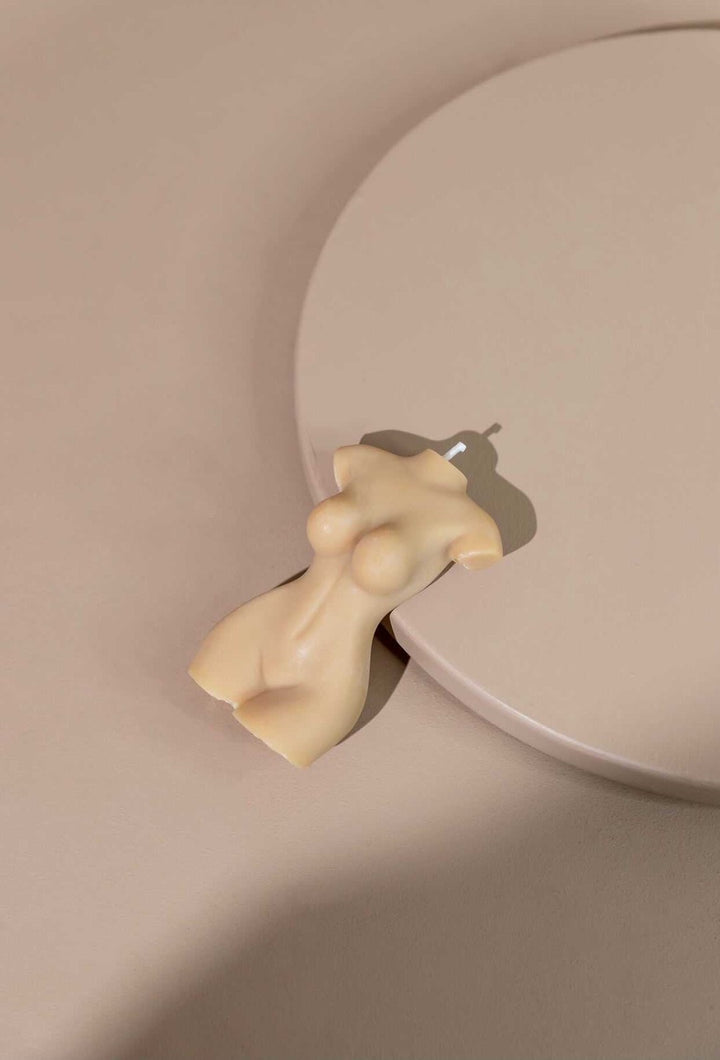 Independant women Candle Vanilla Frappe