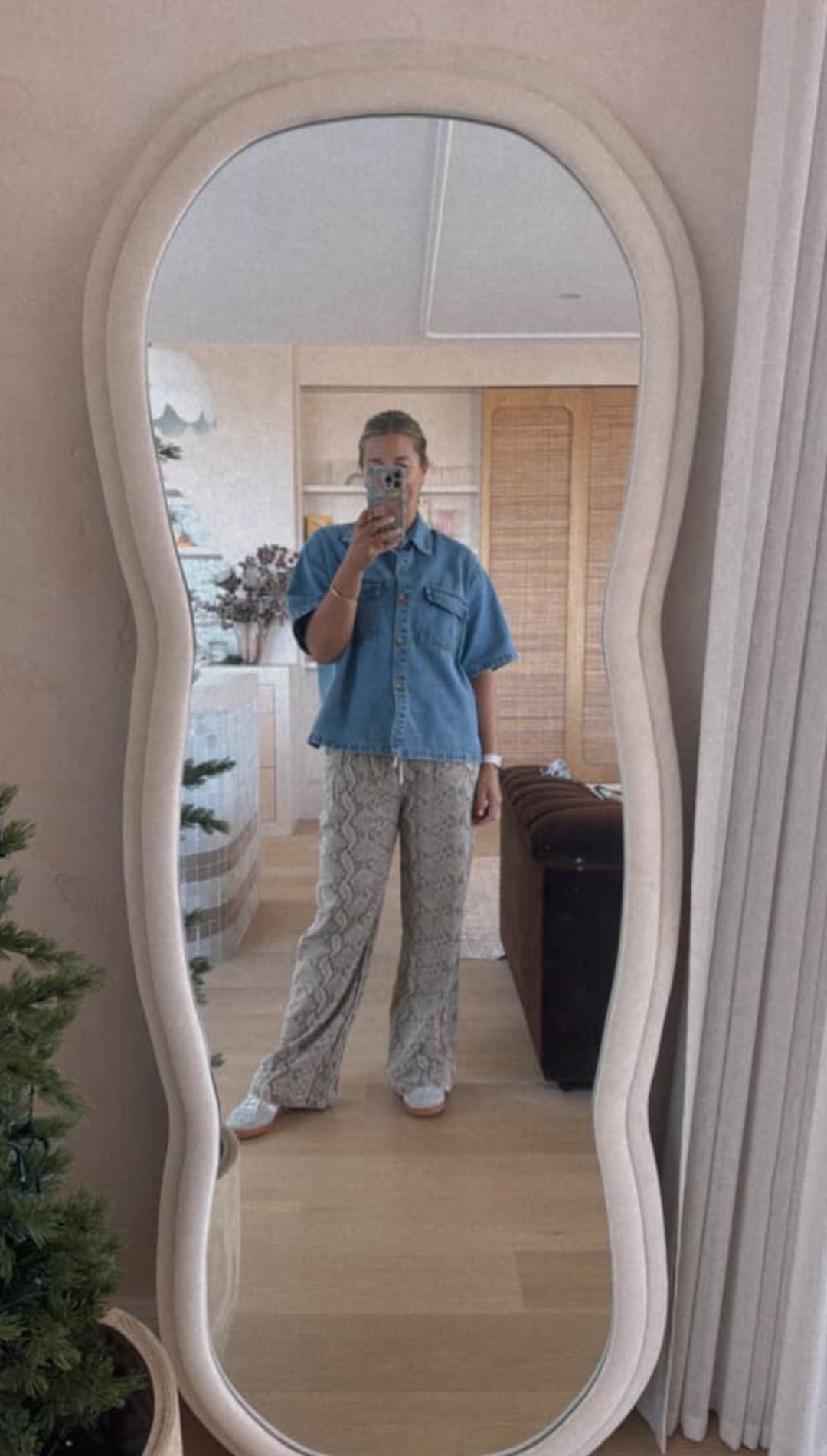 Chloe Light Snake Wash Jogger Pants