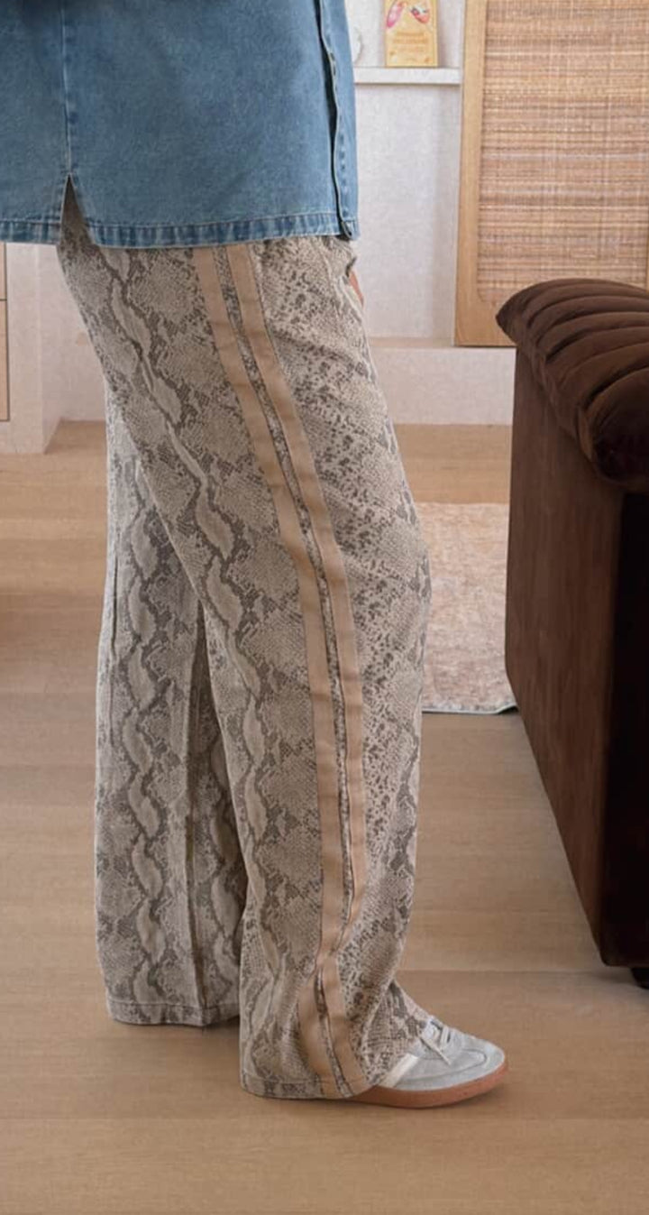 Chloe Light Snake Wash Jogger Pants