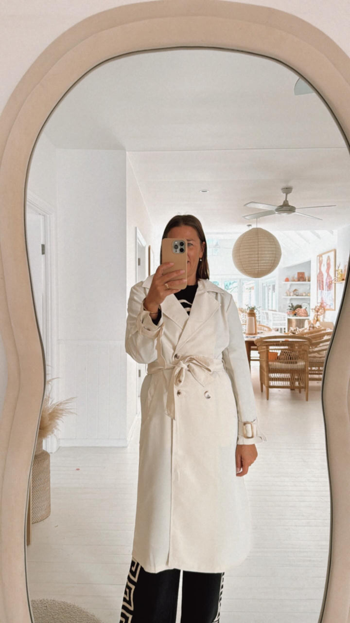 Lilly Trench