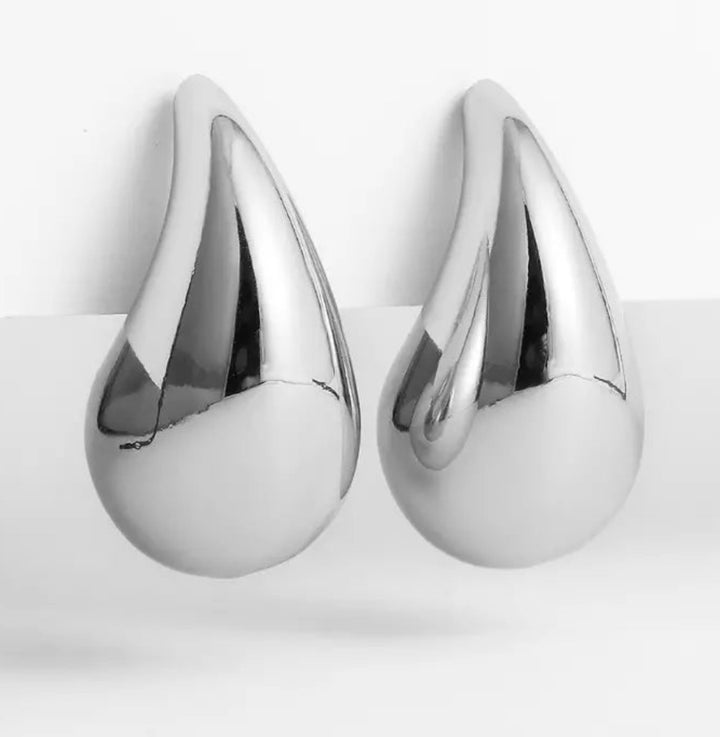 TEAR DROP EARRING - SILVER