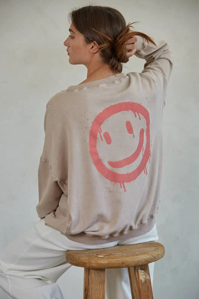 Smile Mocha Pullover