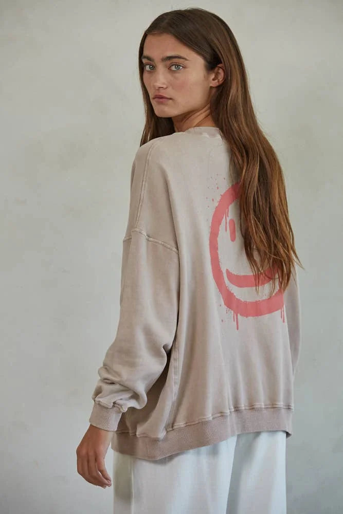 Smile Mocha Pullover