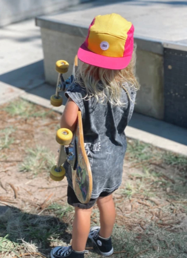 PEACH HEART CAP