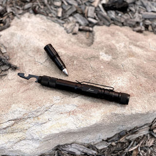 Tacticool - The Ultimate 8 in 1 Pen Tool