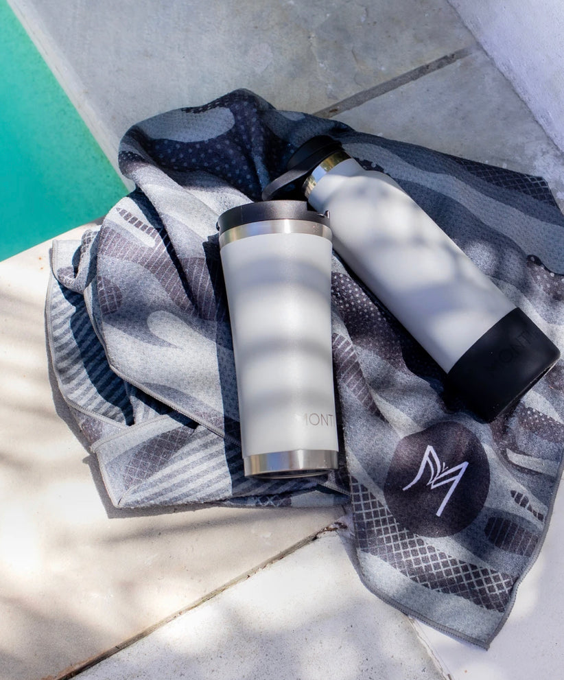 MontiiCo Beach Towel and Bag Set Combat
