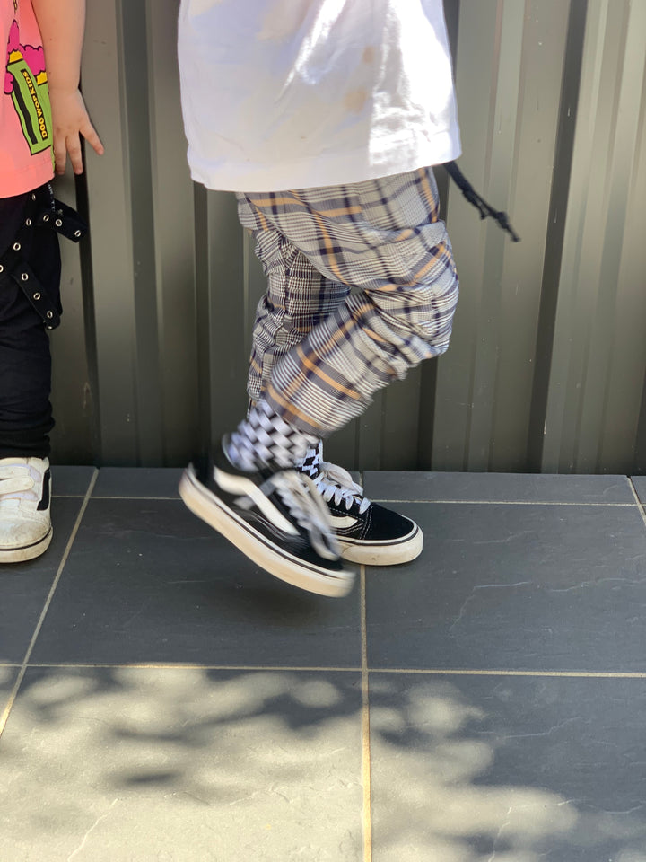 Plaid yellow harems